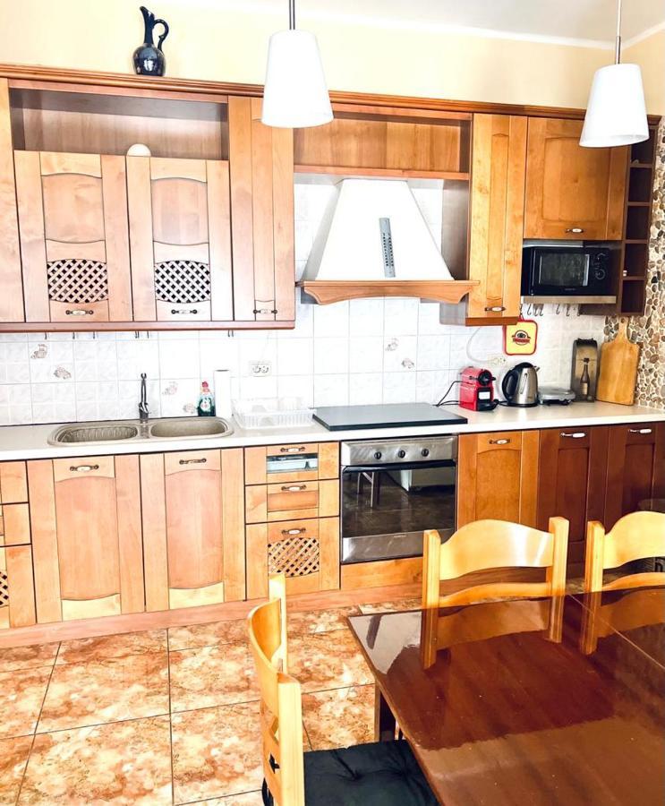 Neoclassical 2bed In Kallimarmaro Apartamento