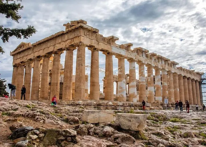 Neoclassical 2Bed In Kallimarmaro